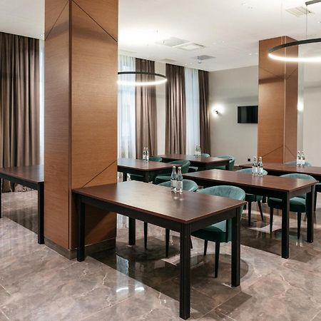 Raavah Aparthotel Almatı Dış mekan fotoğraf